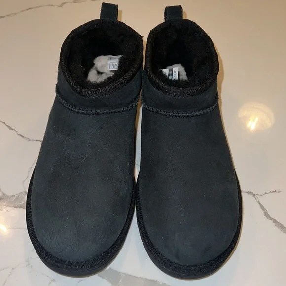 UGG Ultra Mini Boots - Picture 3 of 10